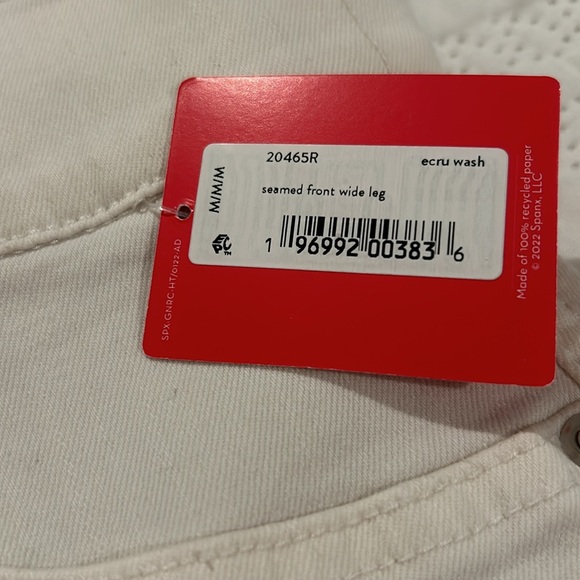 NWT SPANX seemed front white leg ecru color jeans.  M/M/M regular length - Picture 3 of 6